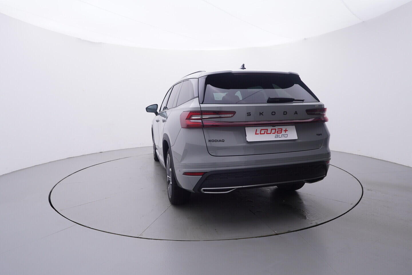 OV190V10751_13.webp_KODIAQ SportLine 2.0 TDI 142 kW automat, DPH