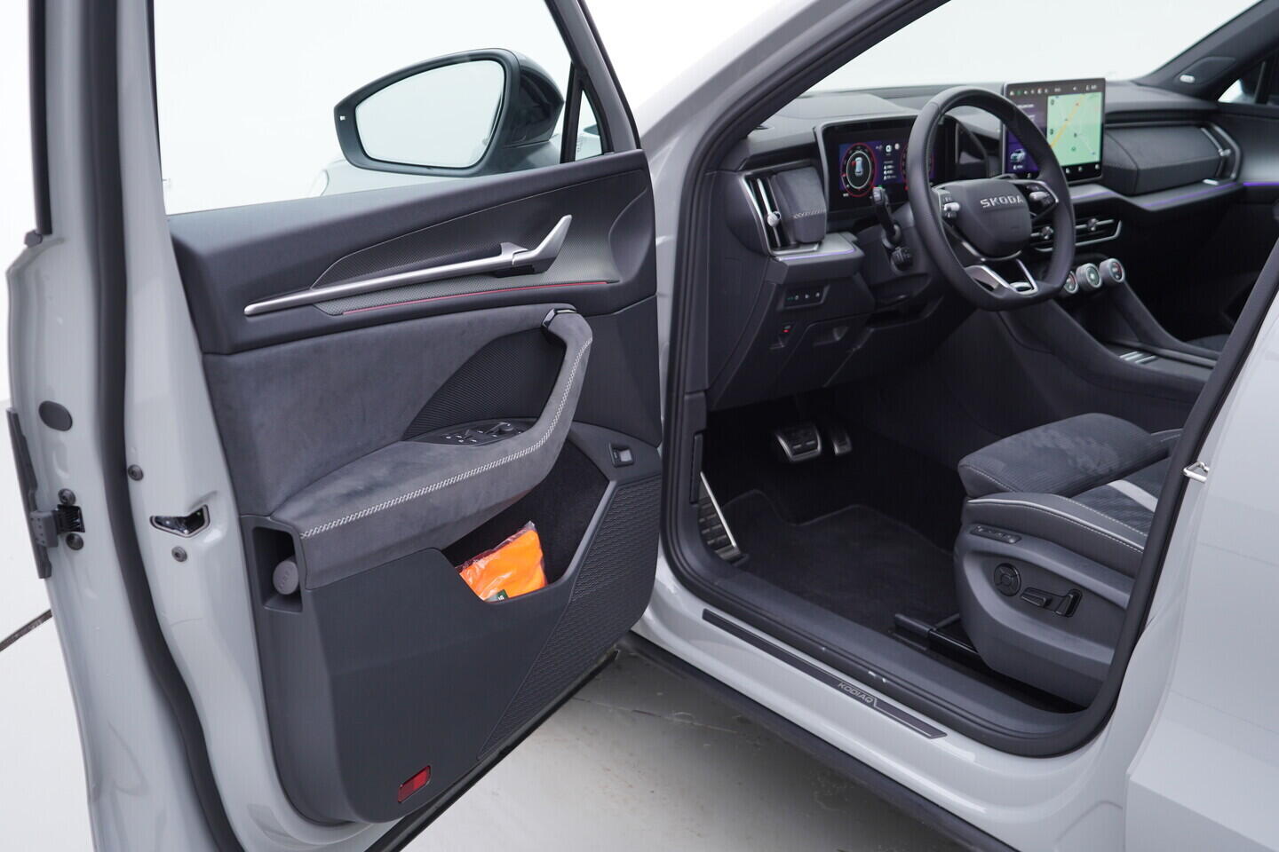 OV190V10751_18.webp_KODIAQ SportLine 2.0 TDI 142 kW automat, DPH