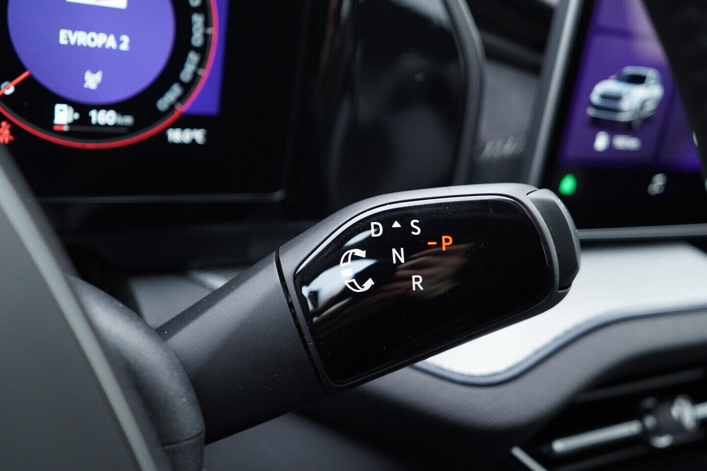 OV190V10751_32.webp_KODIAQ SportLine 2.0 TDI 142 kW automat, DPH