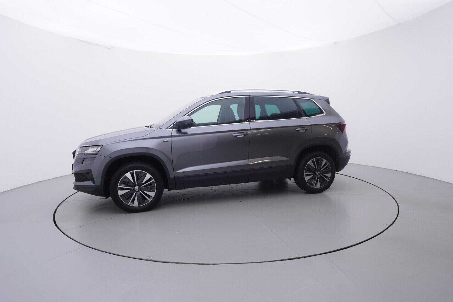 OV190V10752_11.webp_KAROQ Selection 1.5 TSI 110 kW automat, DPH