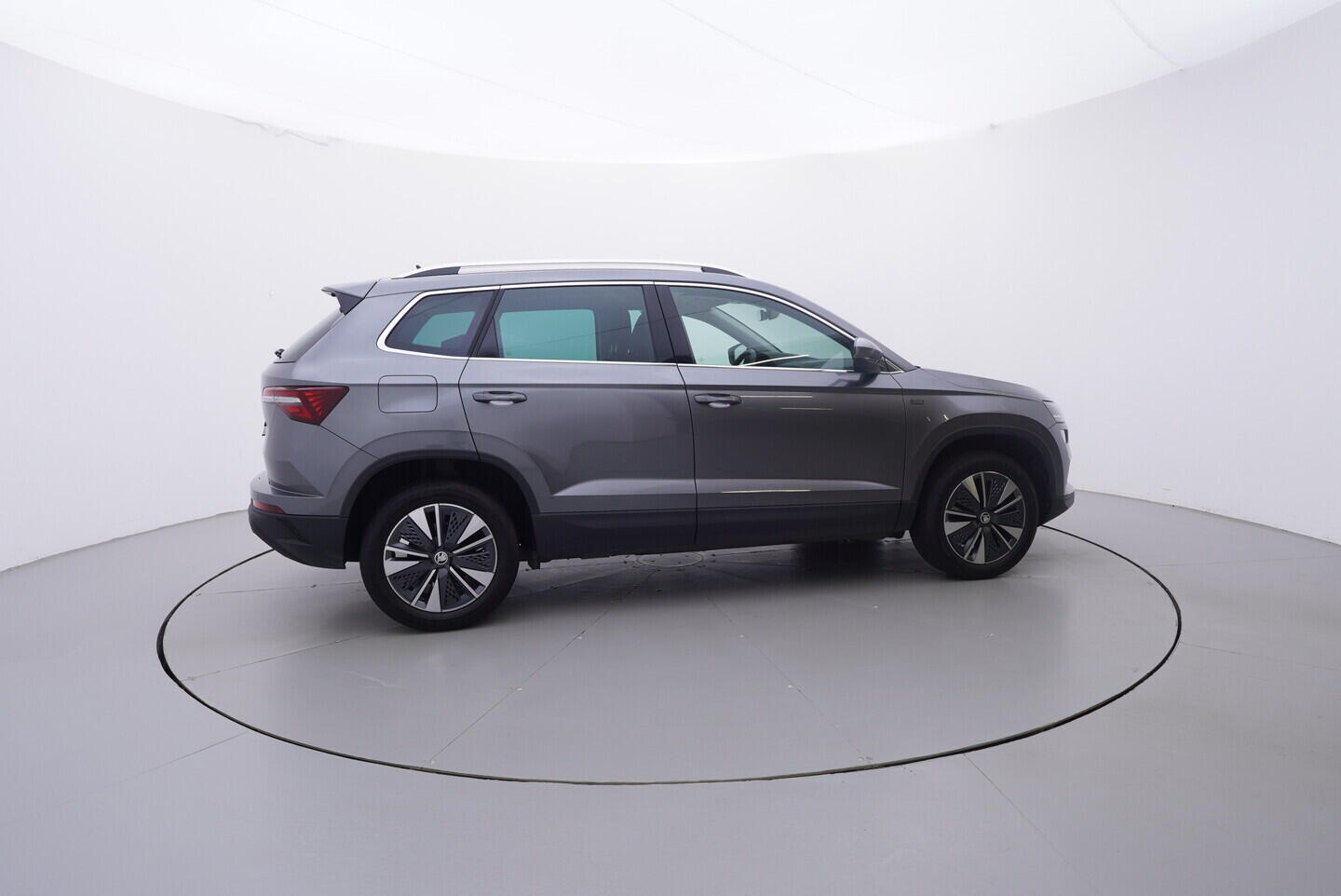 OV190V10752_15.webp_KAROQ Selection 1.5 TSI 110 kW automat, DPH