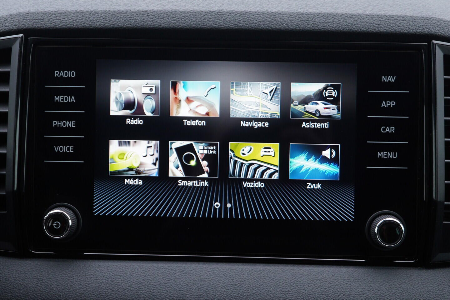 OV190V10752_27.webp_KAROQ Selection 1.5 TSI 110 kW automat, DPH