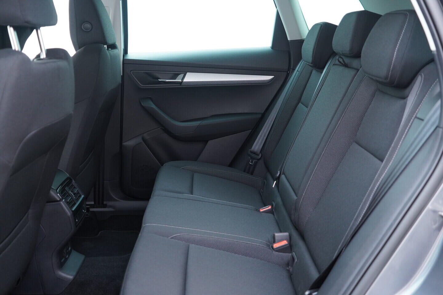 OV190V10752_35.webp_KAROQ Selection 1.5 TSI 110 kW automat, DPH