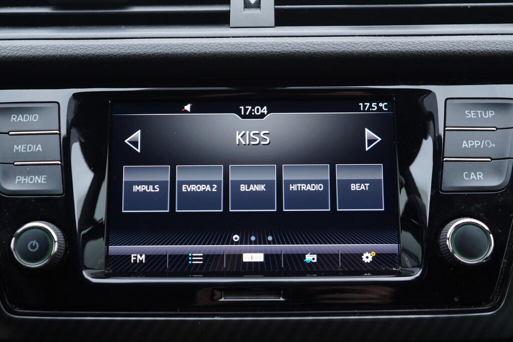 OV190V10754_28.webp_FABIA Monte Carlo 1.0 TSI 70 kW manuál, DPH