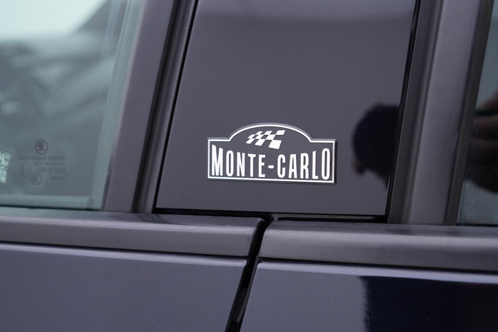 OV190V10754_38.webp_FABIA Monte Carlo 1.0 TSI 70 kW manuál, DPH