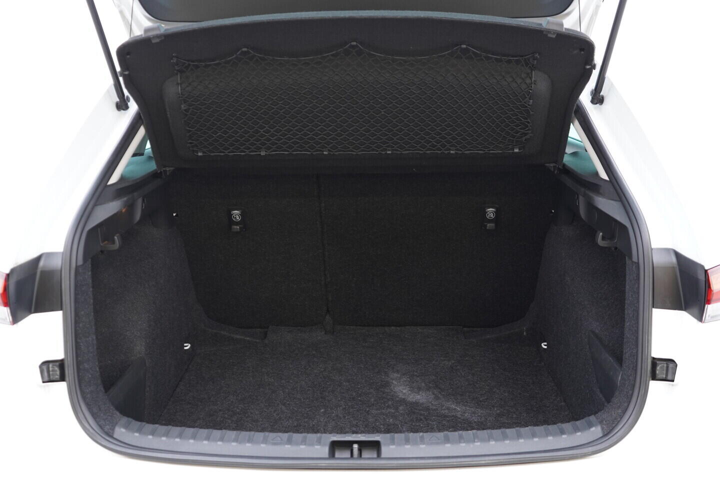 OV190V10756_35.webp_SCALA Ambition 1.0 TSI 81 kW manuál, DPH