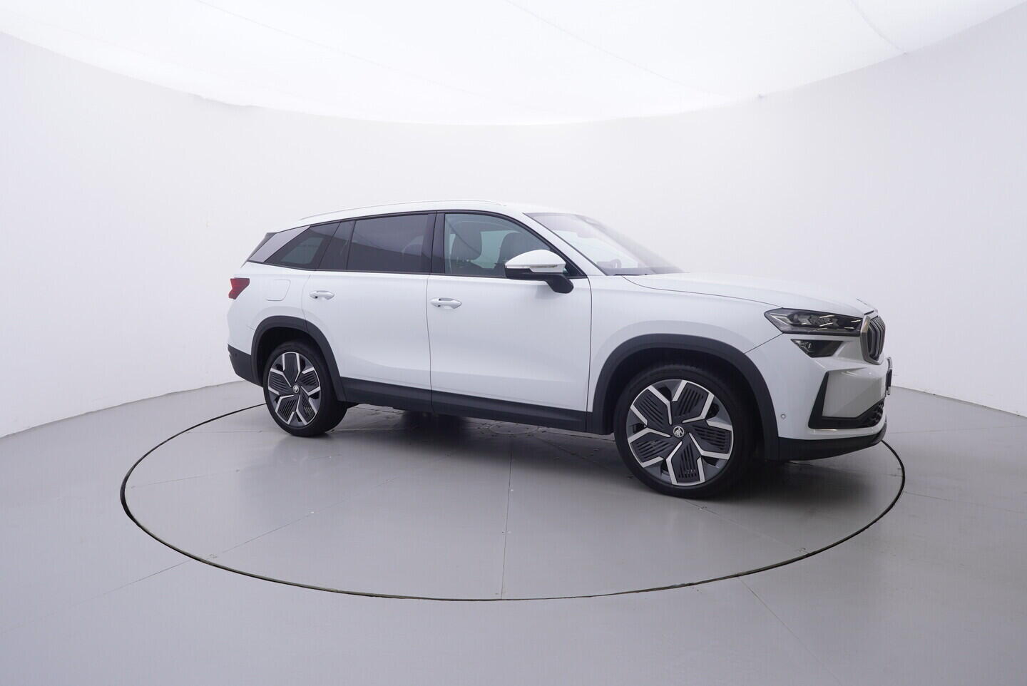 OV190V10757_16.webp_KODIAQ Selection 2.0 TDI 142 kW automat, DPH