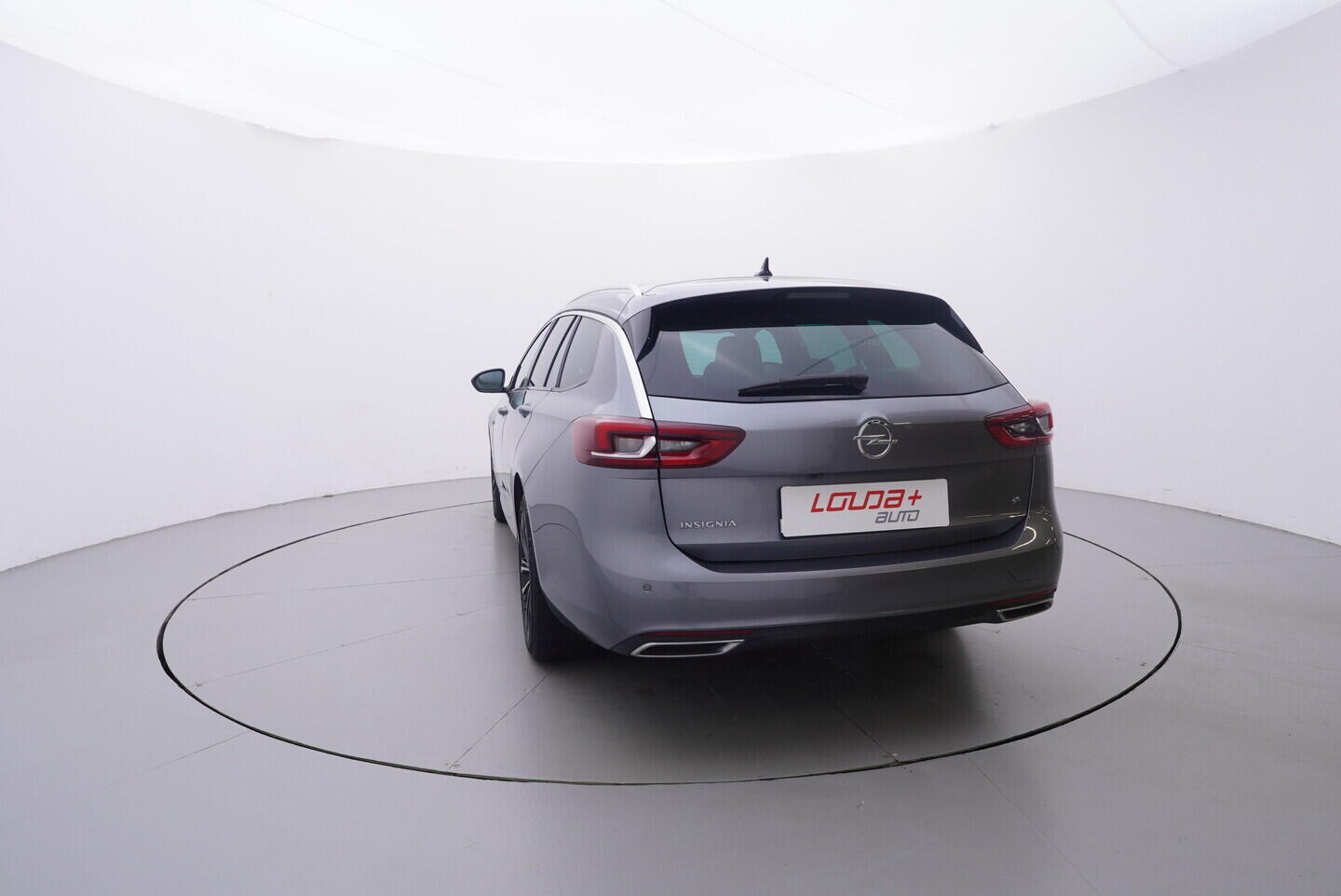 OV190V10758_13.webp_INSIGNIA Ultimate 2.0  128 kW automat, DPH