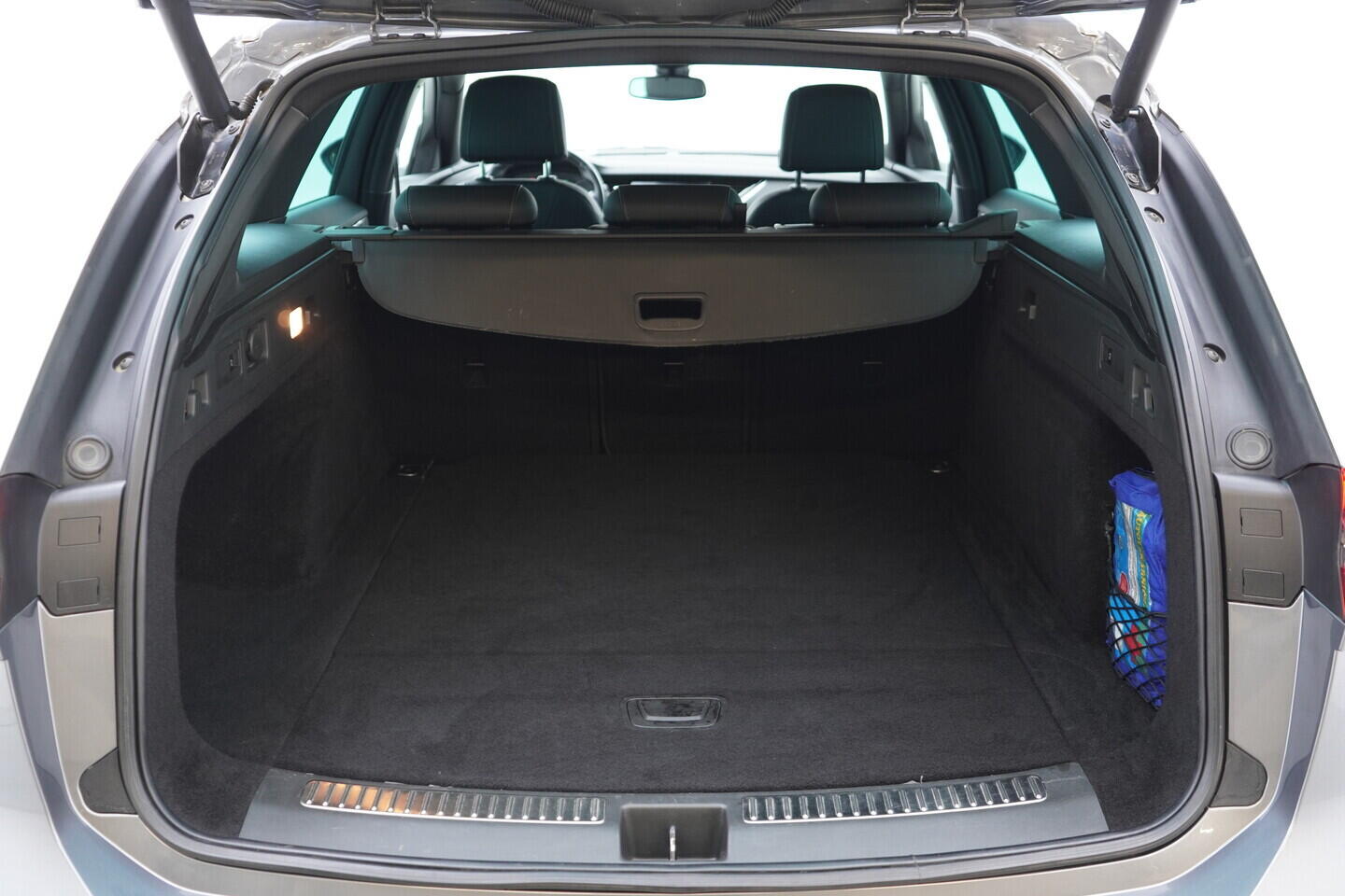 OV190V10758_39.webp_INSIGNIA Ultimate 2.0  128 kW automat, DPH