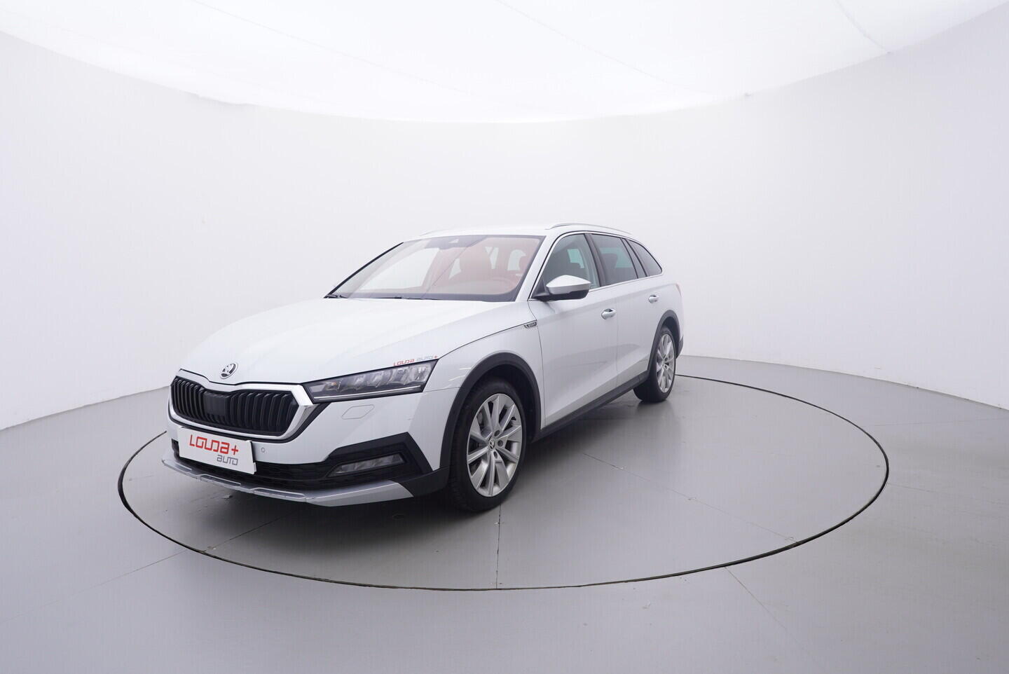 OV190V10760_10.webp_OCTAVIA Scout 2.0 TDI 147 kW automat, DPH