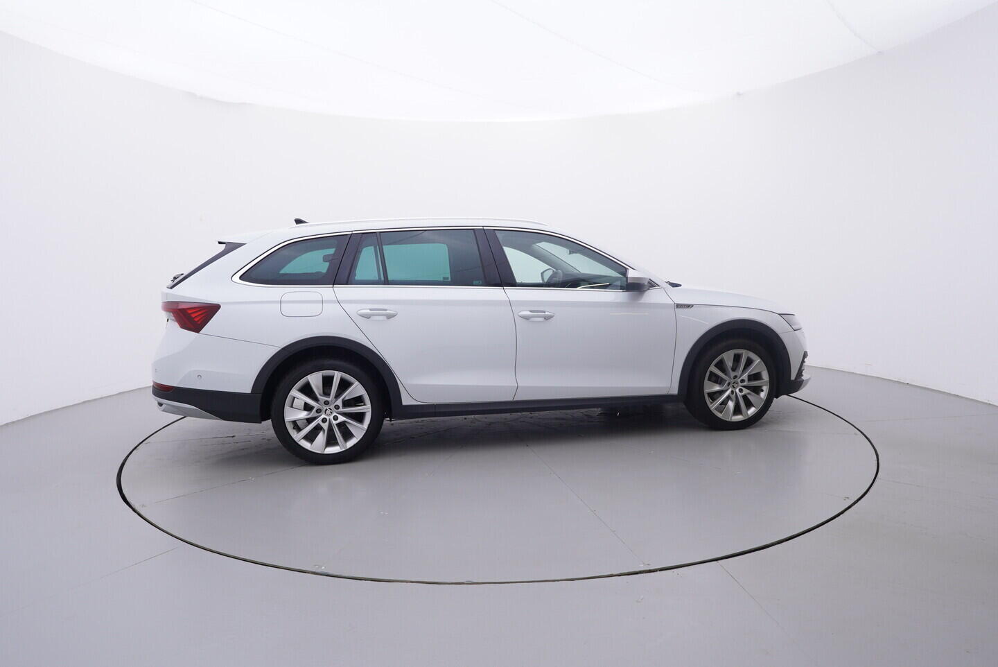 OV190V10760_15.webp_OCTAVIA Scout 2.0 TDI 147 kW automat, DPH