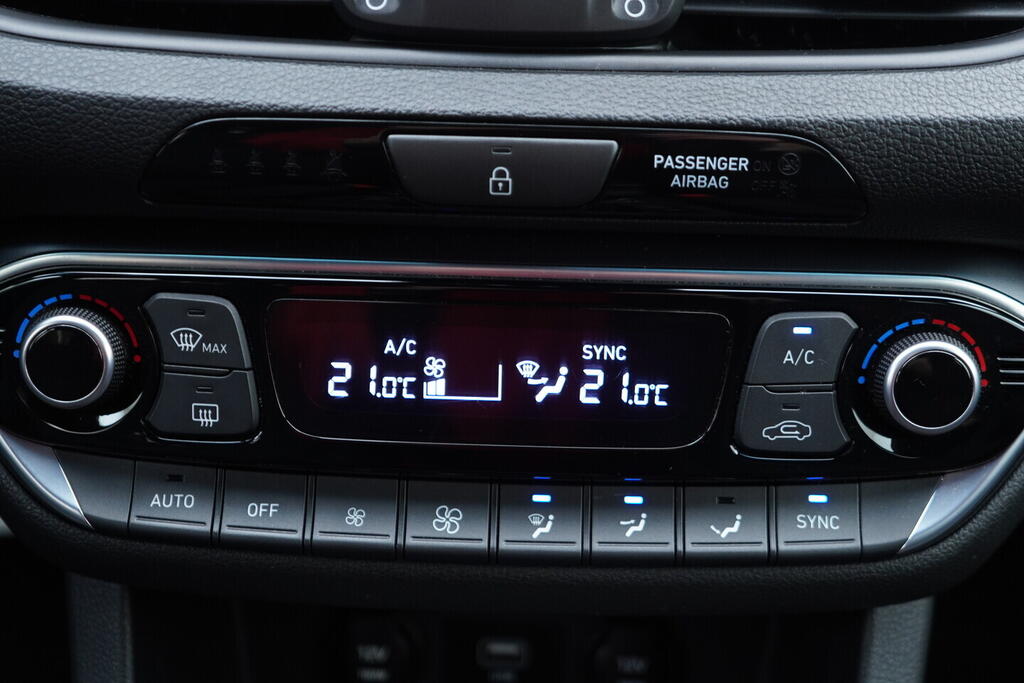 OV190V10761_33.webp_I30 N-Line 1.5 tgdi 117 kW automat