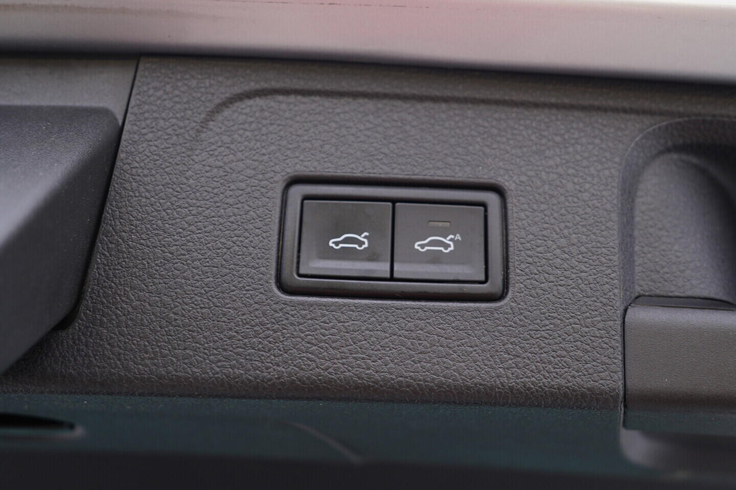 OV190V10765_38.webp_PASSAT  2.0 TDI 110 kW automat, DPH