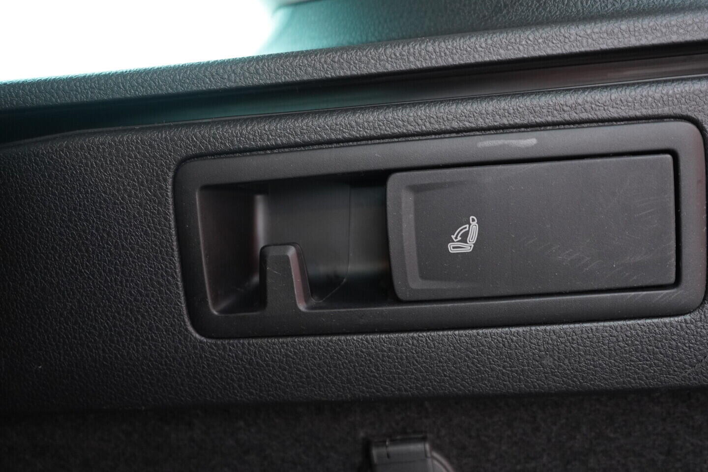 OV190V10765_40.webp_PASSAT  2.0 TDI 110 kW automat, DPH