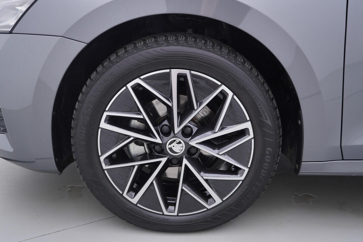 OV190V10766_43.webp_OCTAVIA Top Selection 2.0 TDI 110 kW automat, DPH