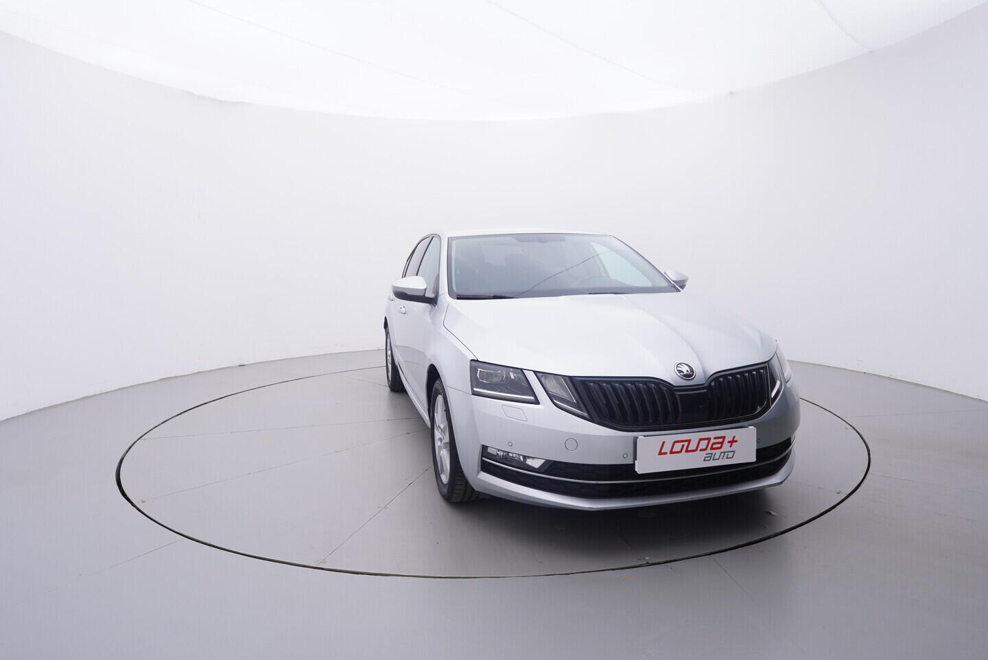 OV190V10770_17.webp_OCTAVIA  1.8 TSI 132 kW manuál