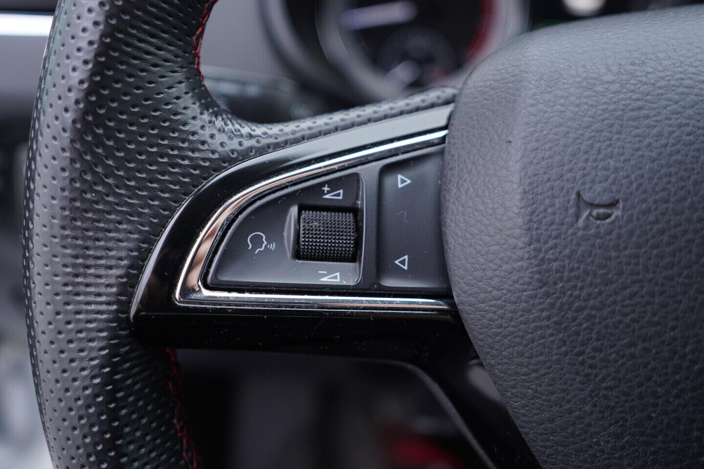 OV190V10770_25.webp_OCTAVIA  1.8 TSI 132 kW manuál