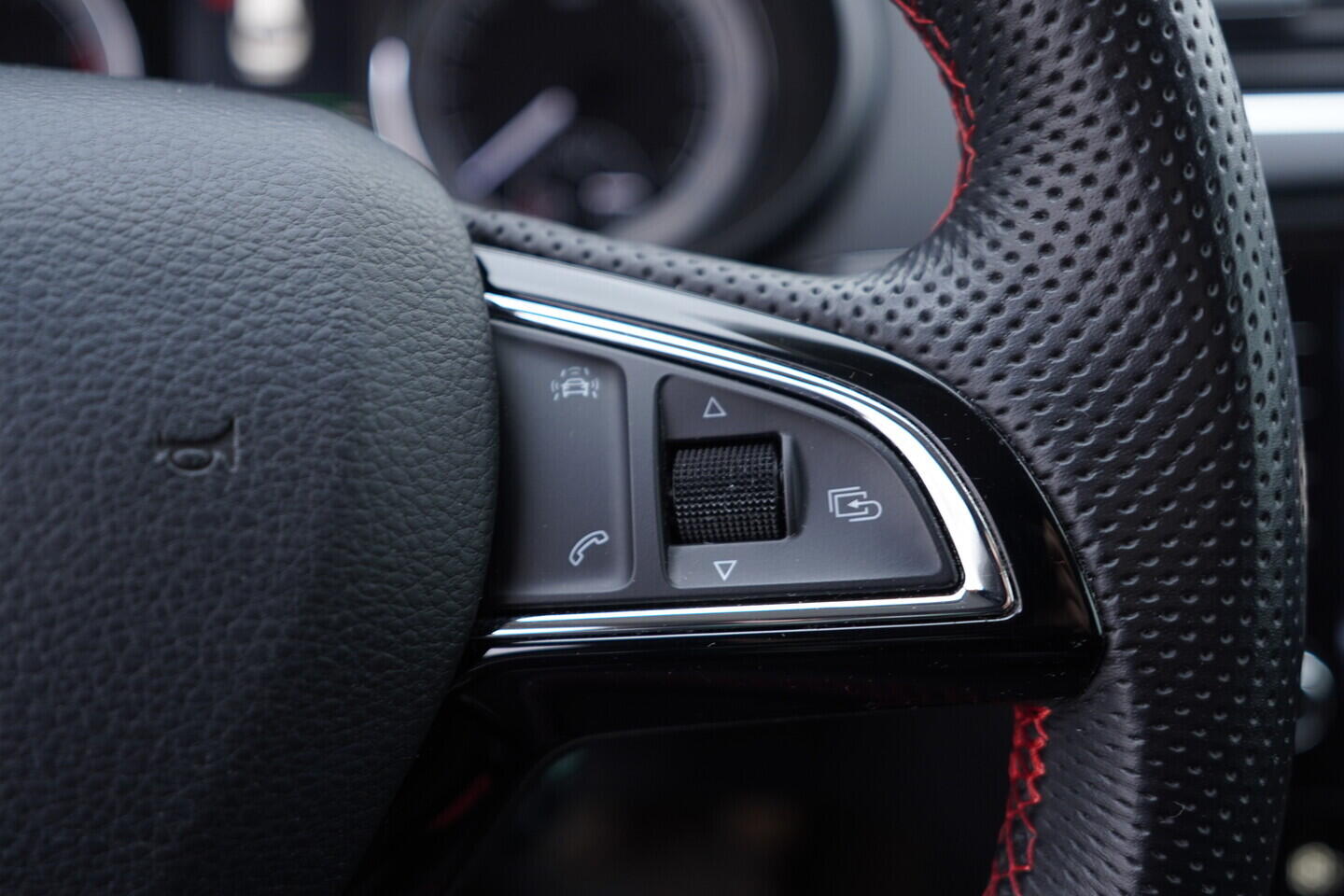 OV190V10770_26.webp_OCTAVIA  1.8 TSI 132 kW manuál