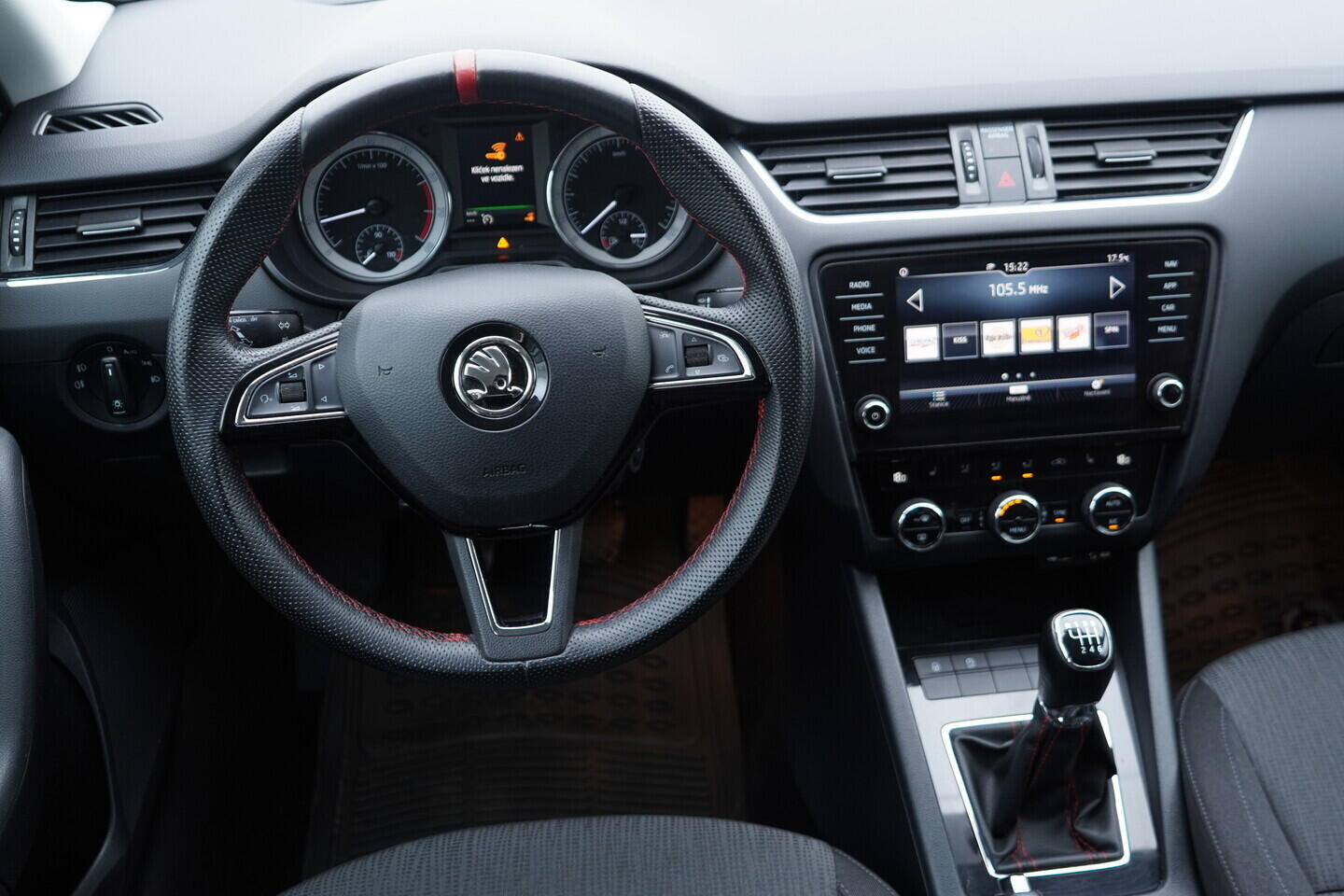 OV190V10770_27.webp_OCTAVIA  1.8 TSI 132 kW manuál