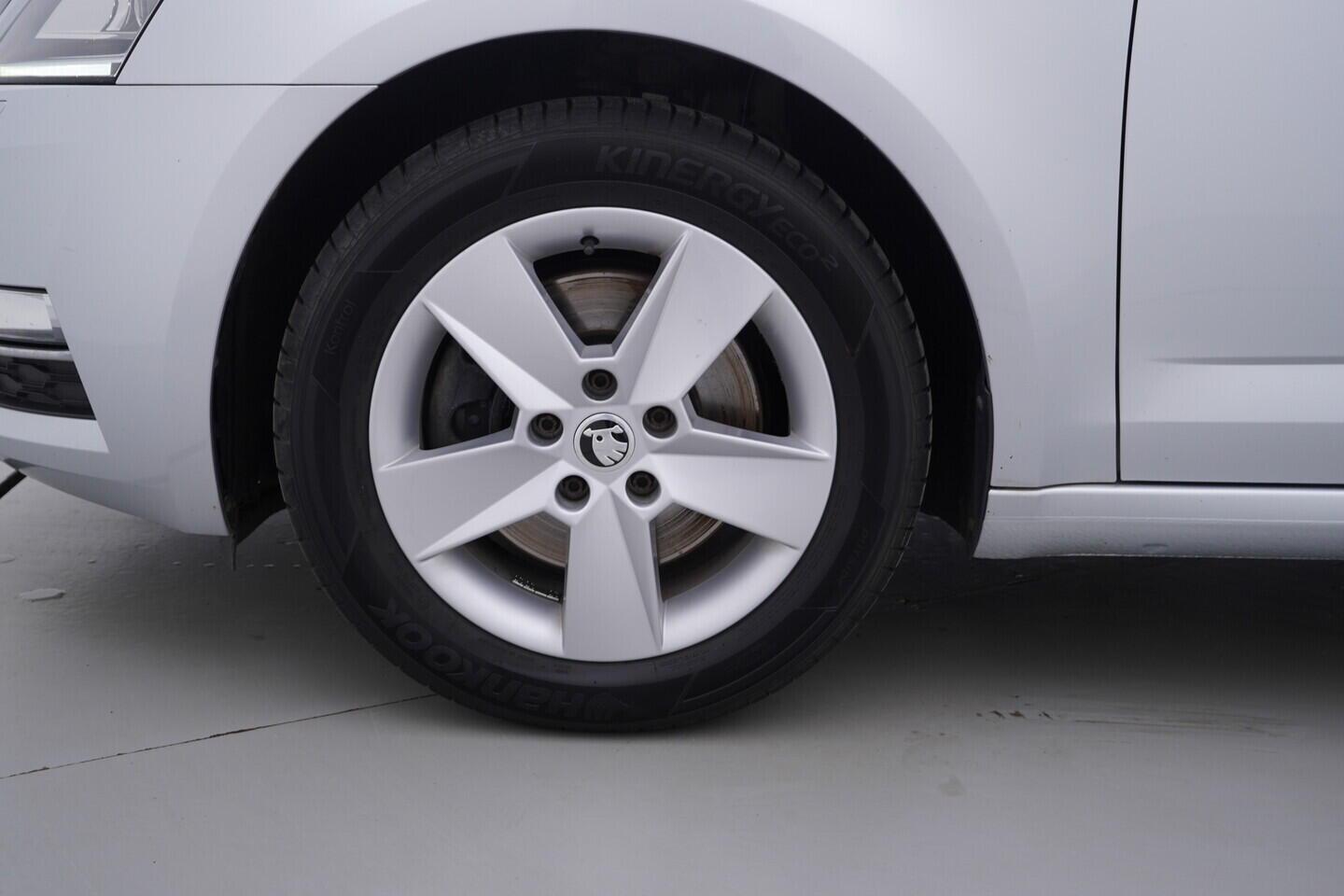 OV190V10770_42.webp_OCTAVIA  1.8 TSI 132 kW manuál