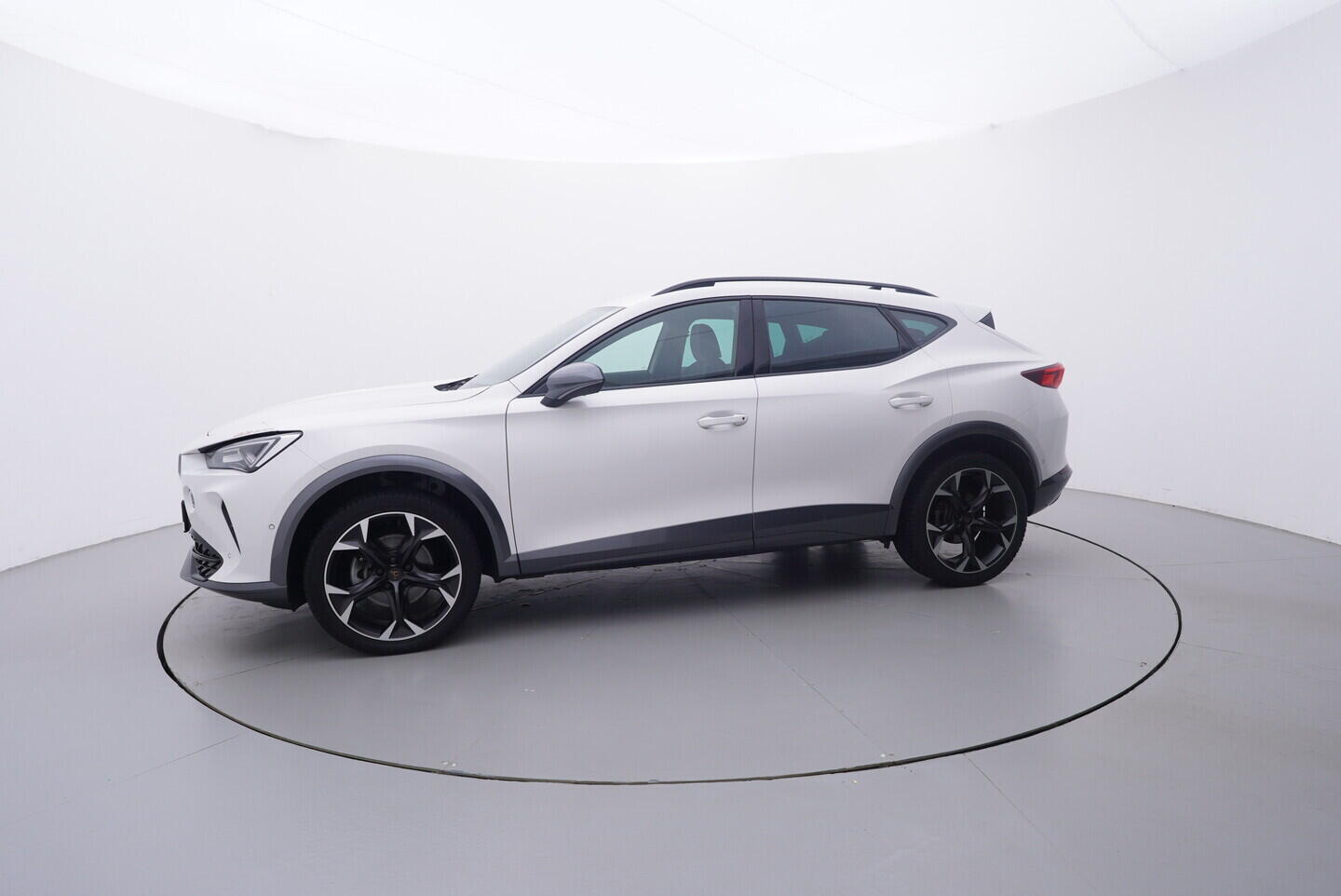 OV190V10777_11.webp_FORMENTOR  2.0 TSI 140 kW automat, DPH