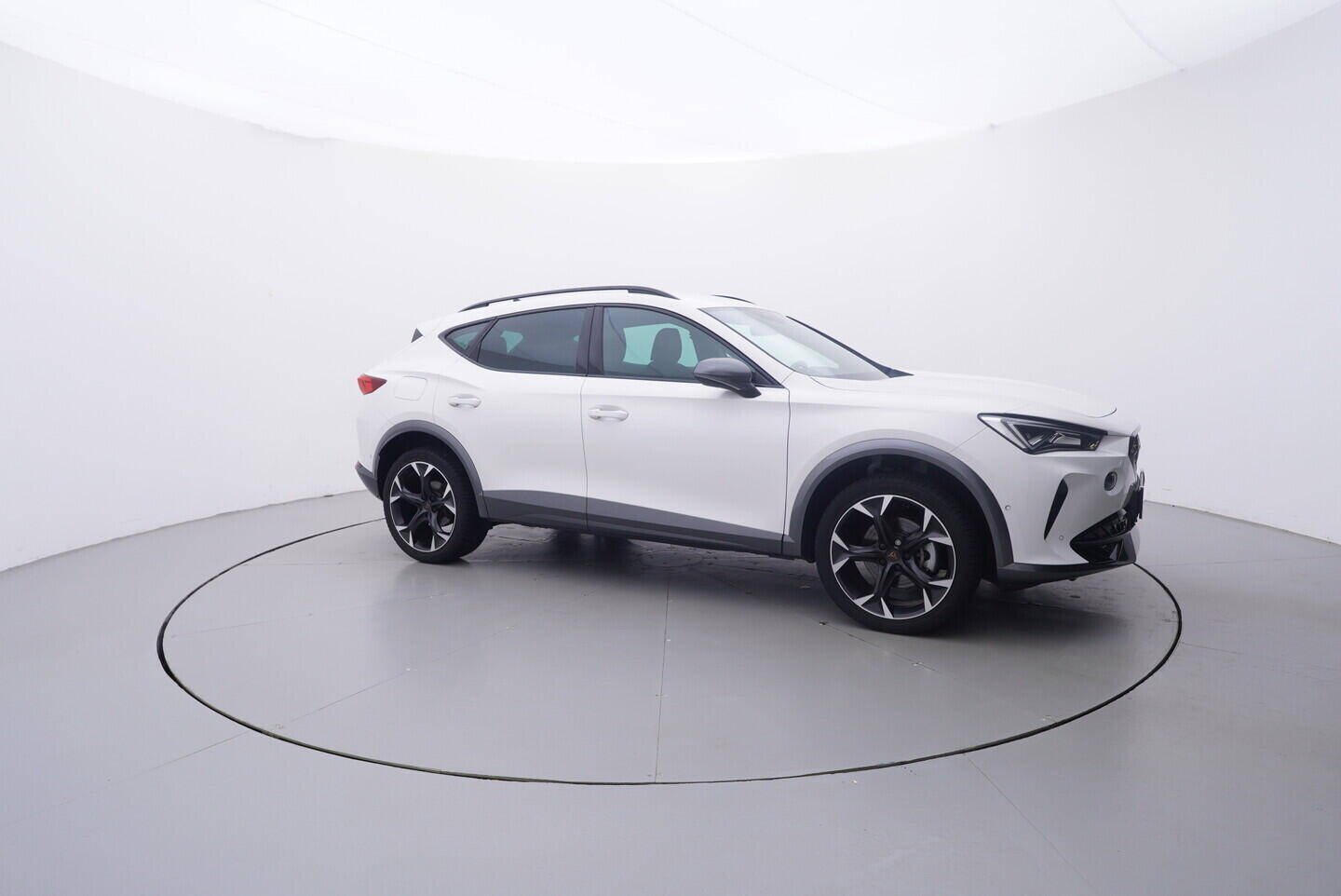 OV190V10777_16.webp_FORMENTOR  2.0 TSI 140 kW automat, DPH