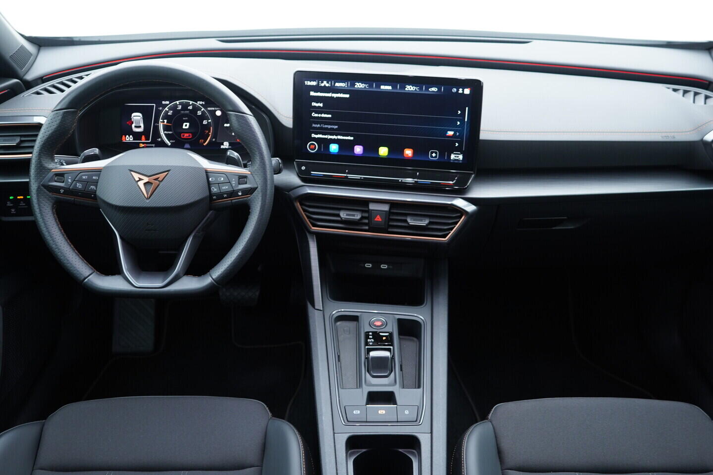 OV190V10777_25.webp_FORMENTOR  2.0 TSI 140 kW automat, DPH