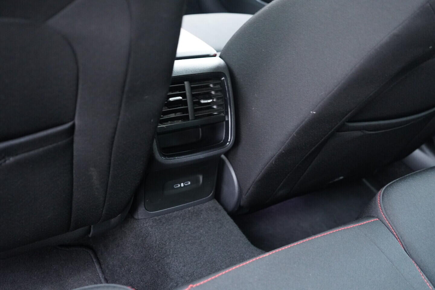 OV190V10778_37.webp_OCTAVIA  2.0 TSI 180 kW automat, DPH