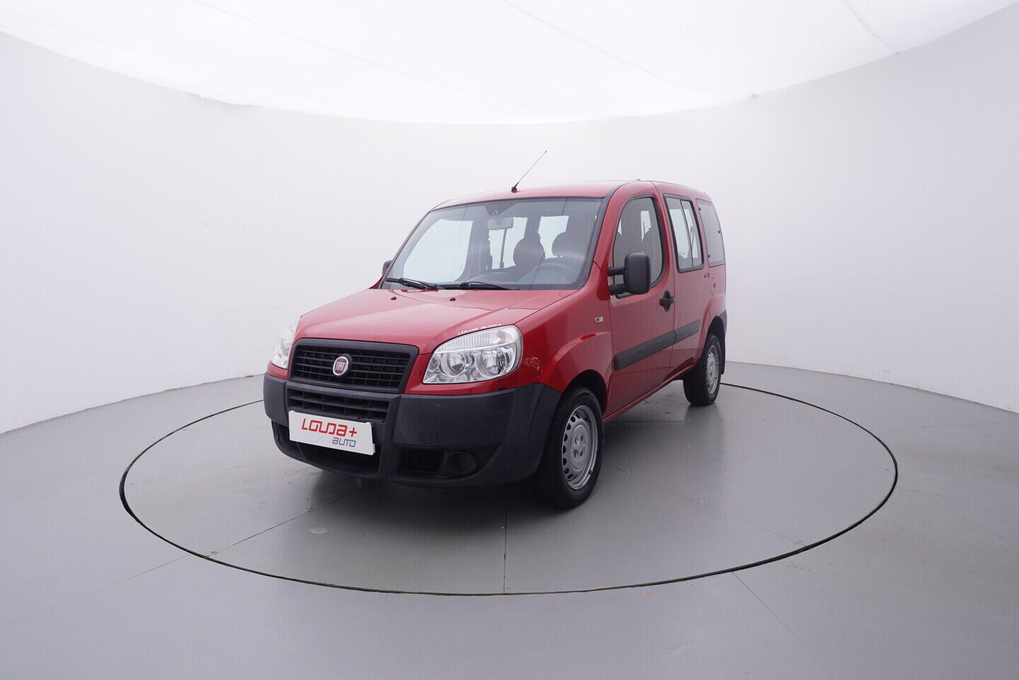 OV190V10779_10.webp_DOBLÓ Family 1.4 16V 57 kW manuál