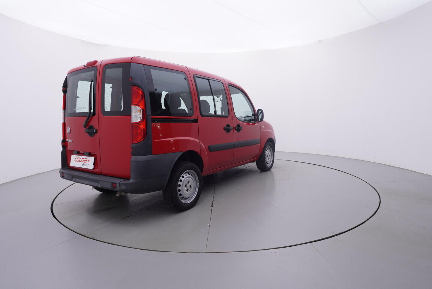 OV190V10779_14.webp_DOBLÓ Family 1.4 16V 57 kW manuál