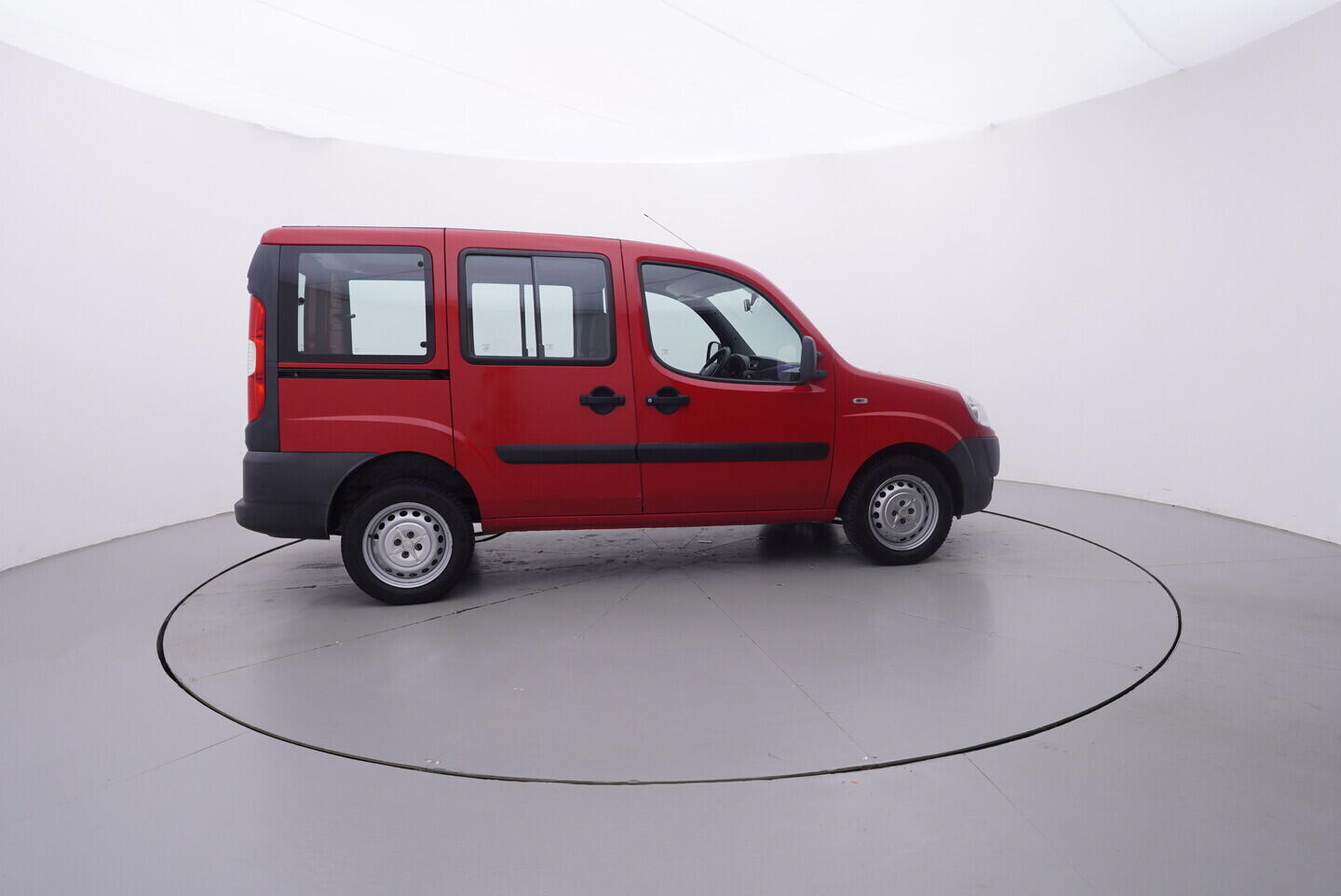 OV190V10779_15.webp_DOBLÓ Family 1.4 16V 57 kW manuál