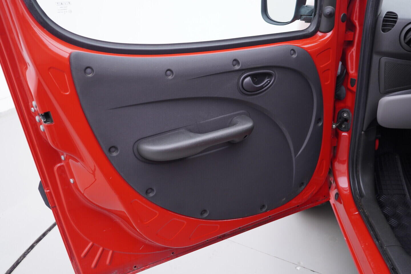 OV190V10779_19.webp_DOBLÓ Family 1.4 16V 57 kW manuál