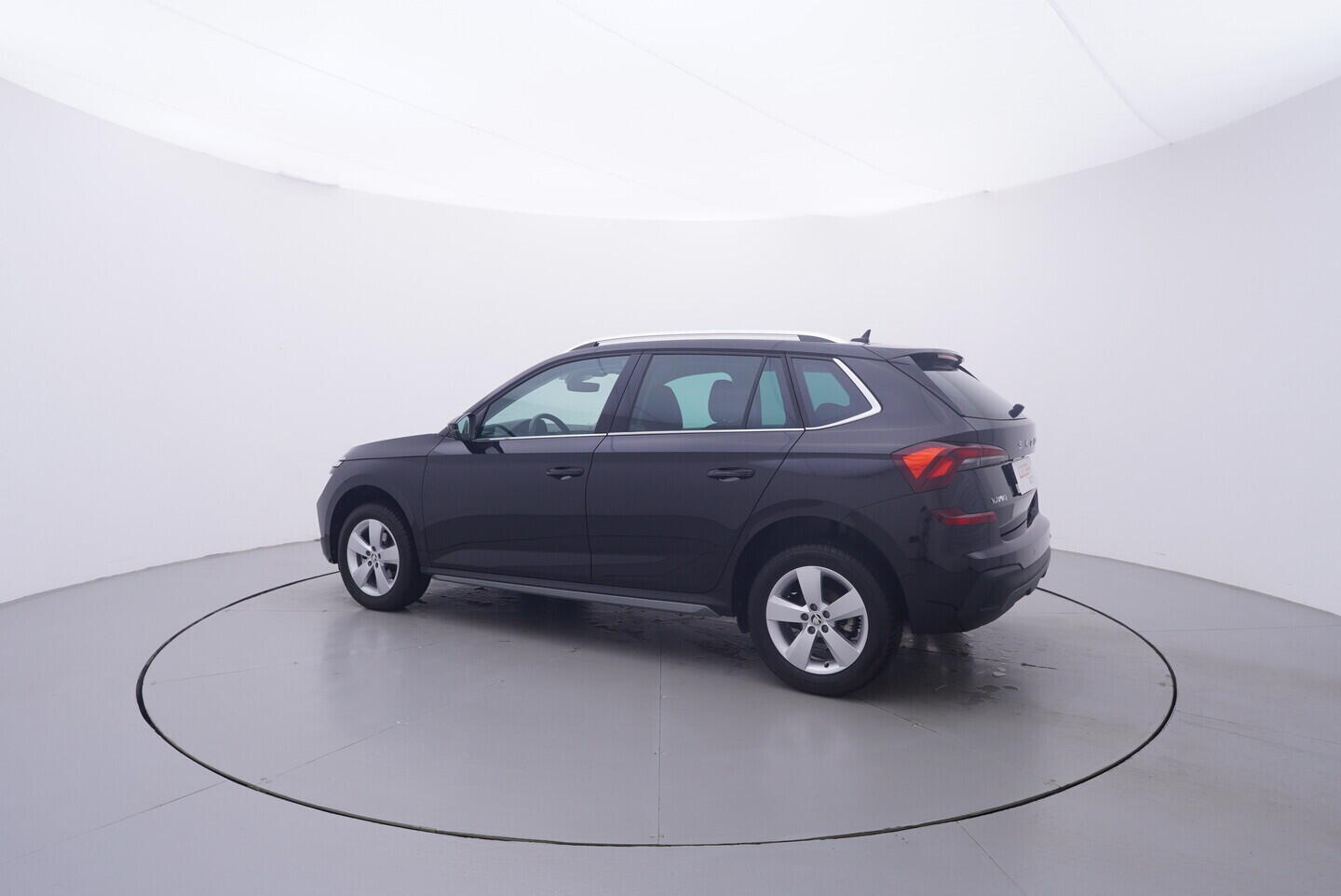 OV190V10780_12.webp_KAMIQ Top Selection 1.0 TSI 85 kW manuál, DPH