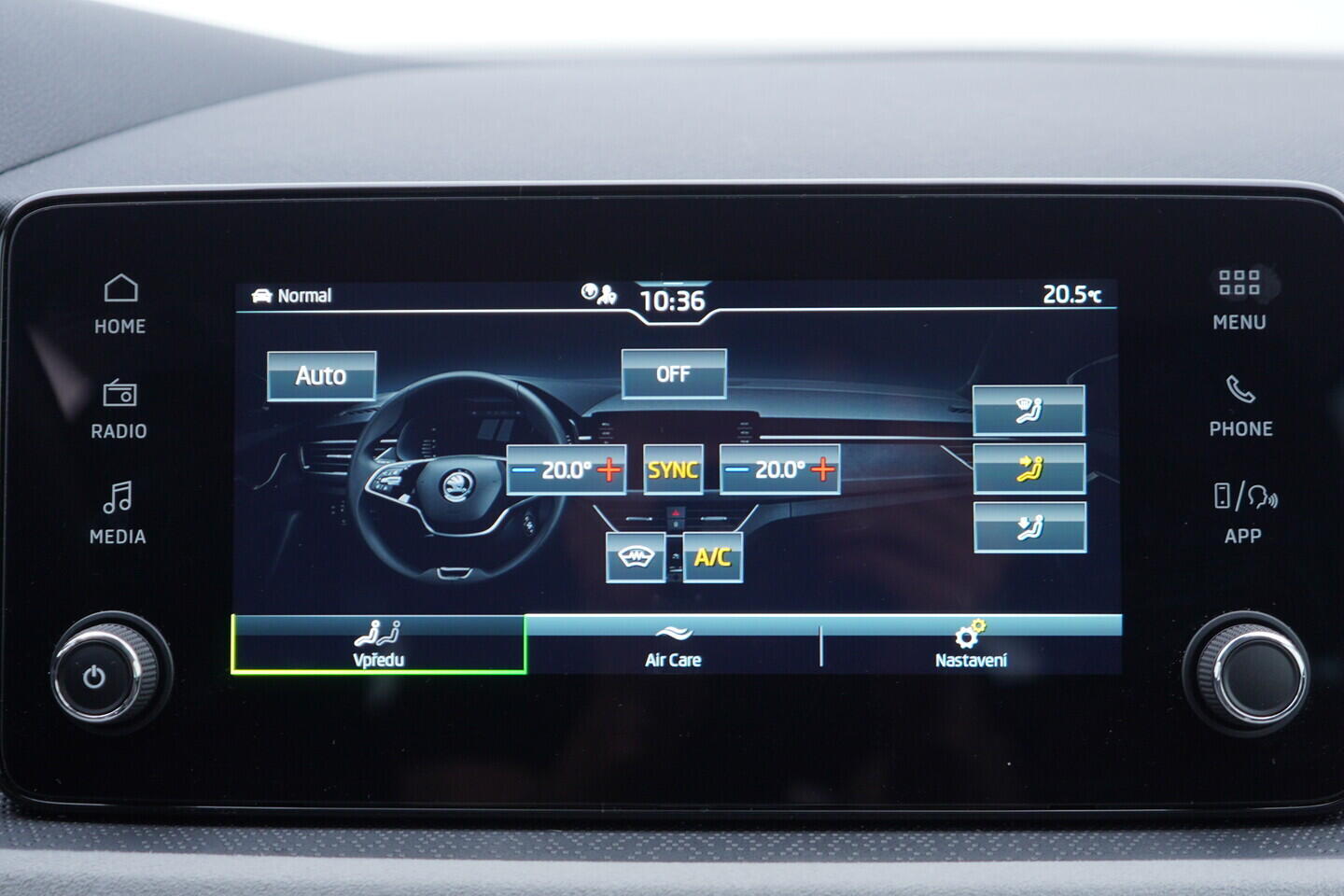 OV190V10780_31.webp_KAMIQ Top Selection 1.0 TSI 85 kW manuál, DPH