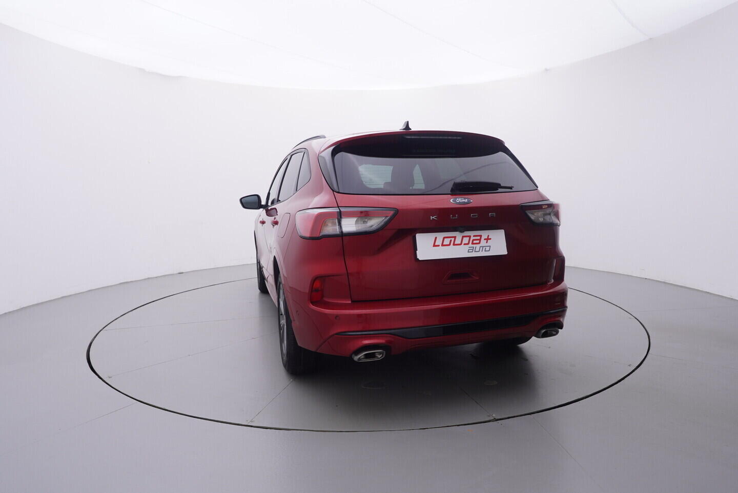 OV190V10781_13.webp_KUGA ST-line X 1.5 Ecoboost 110 kW manuál