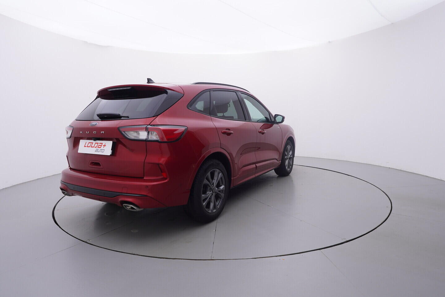 OV190V10781_14.webp_KUGA ST-line X 1.5 Ecoboost 110 kW manuál