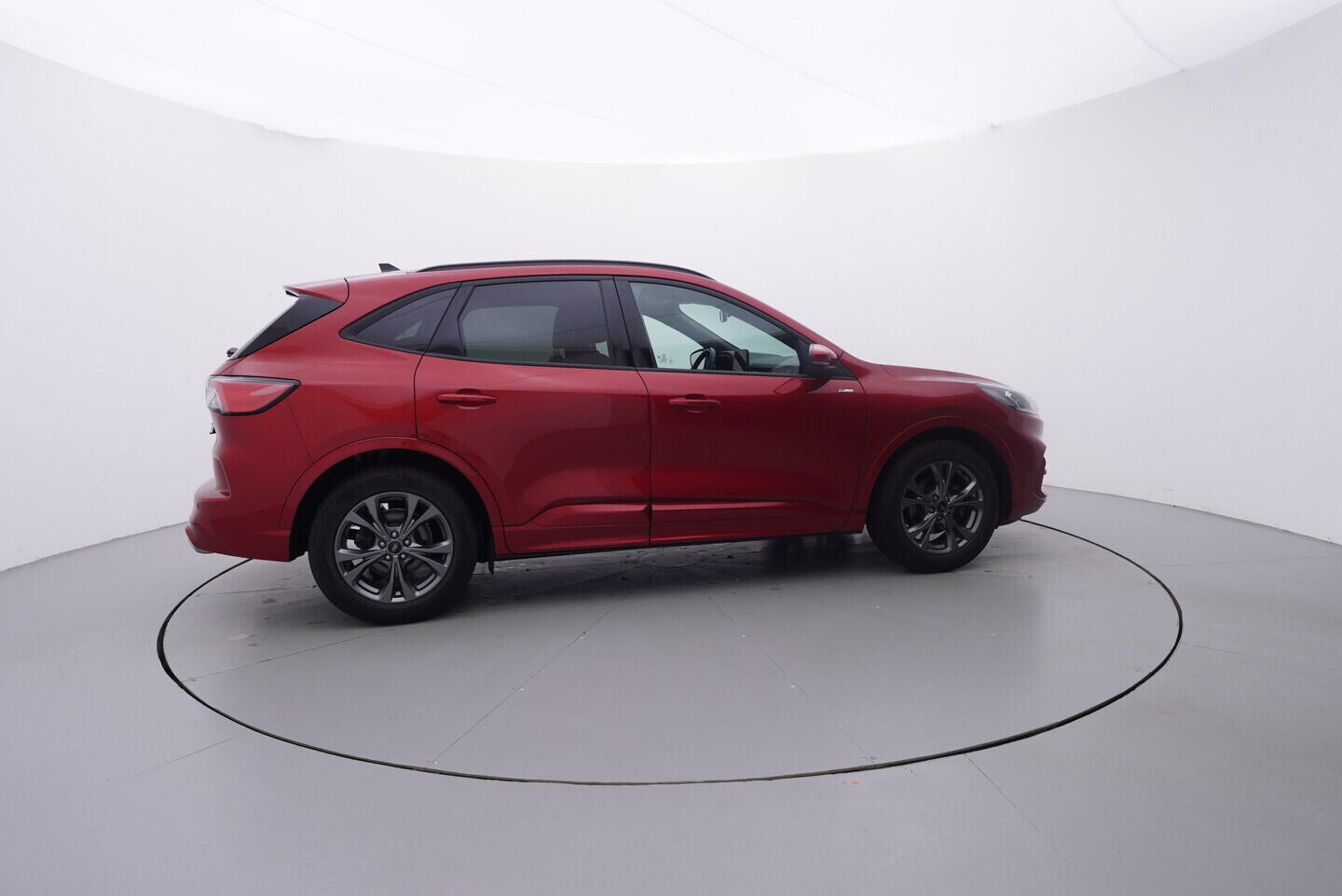 OV190V10781_15.webp_KUGA ST-line X 1.5 Ecoboost 110 kW manuál