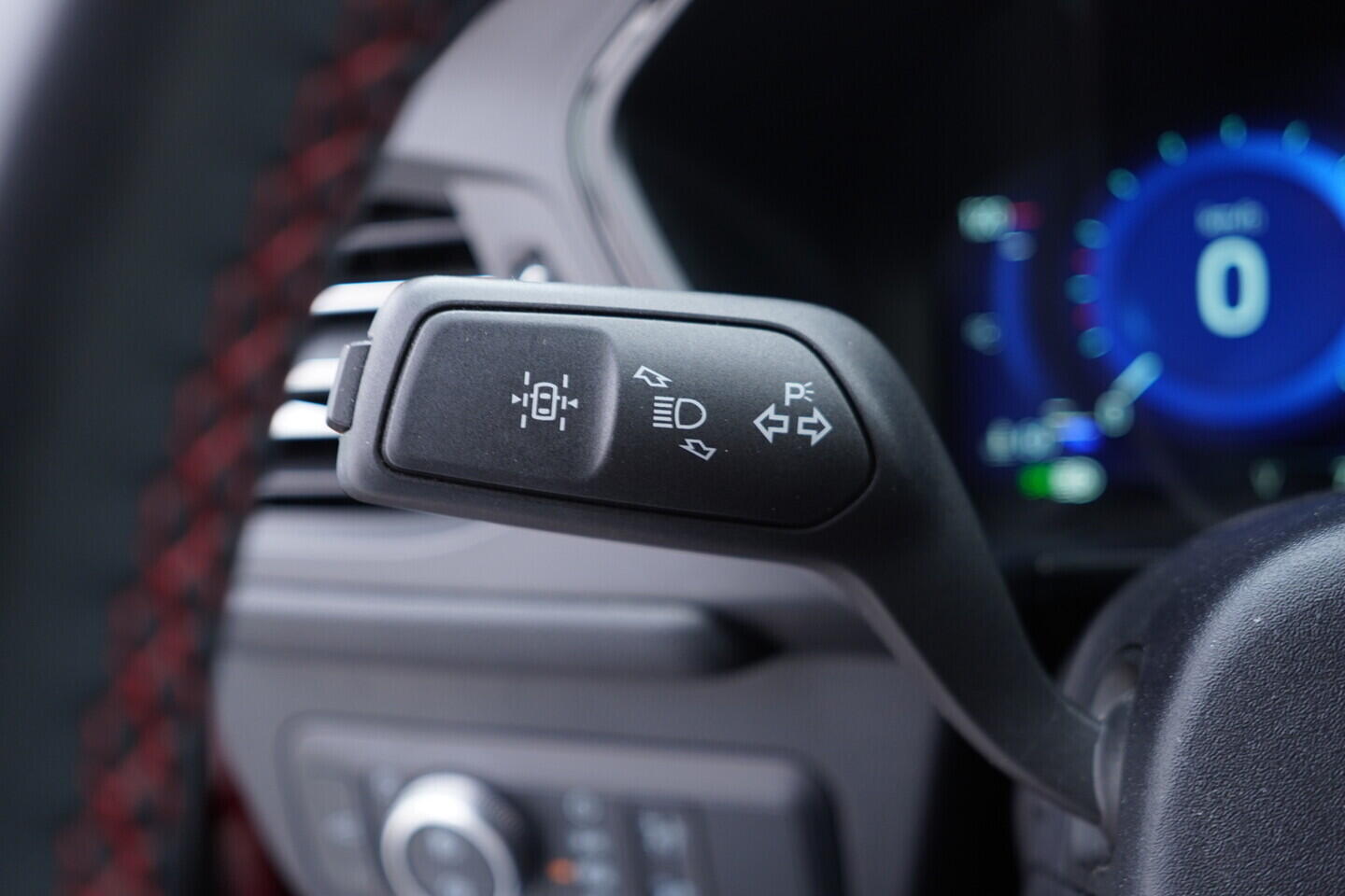 OV190V10781_24.webp_KUGA ST-line X 1.5 Ecoboost 110 kW manuál