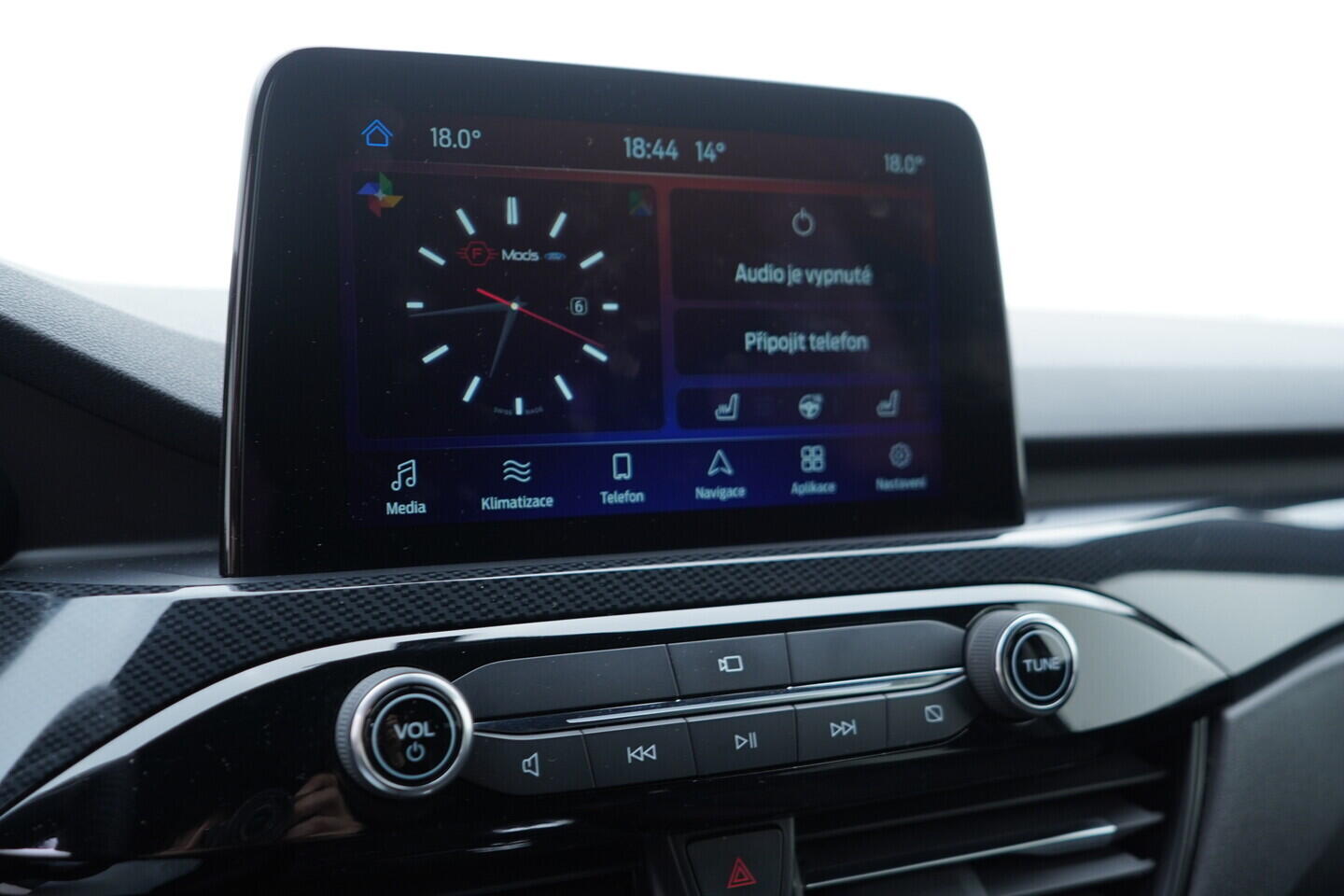 OV190V10781_28.webp_KUGA ST-line X 1.5 Ecoboost 110 kW manuál