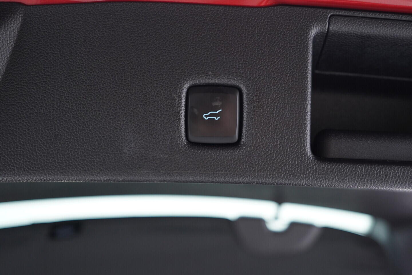 OV190V10781_36.webp_KUGA ST-line X 1.5 Ecoboost 110 kW manuál