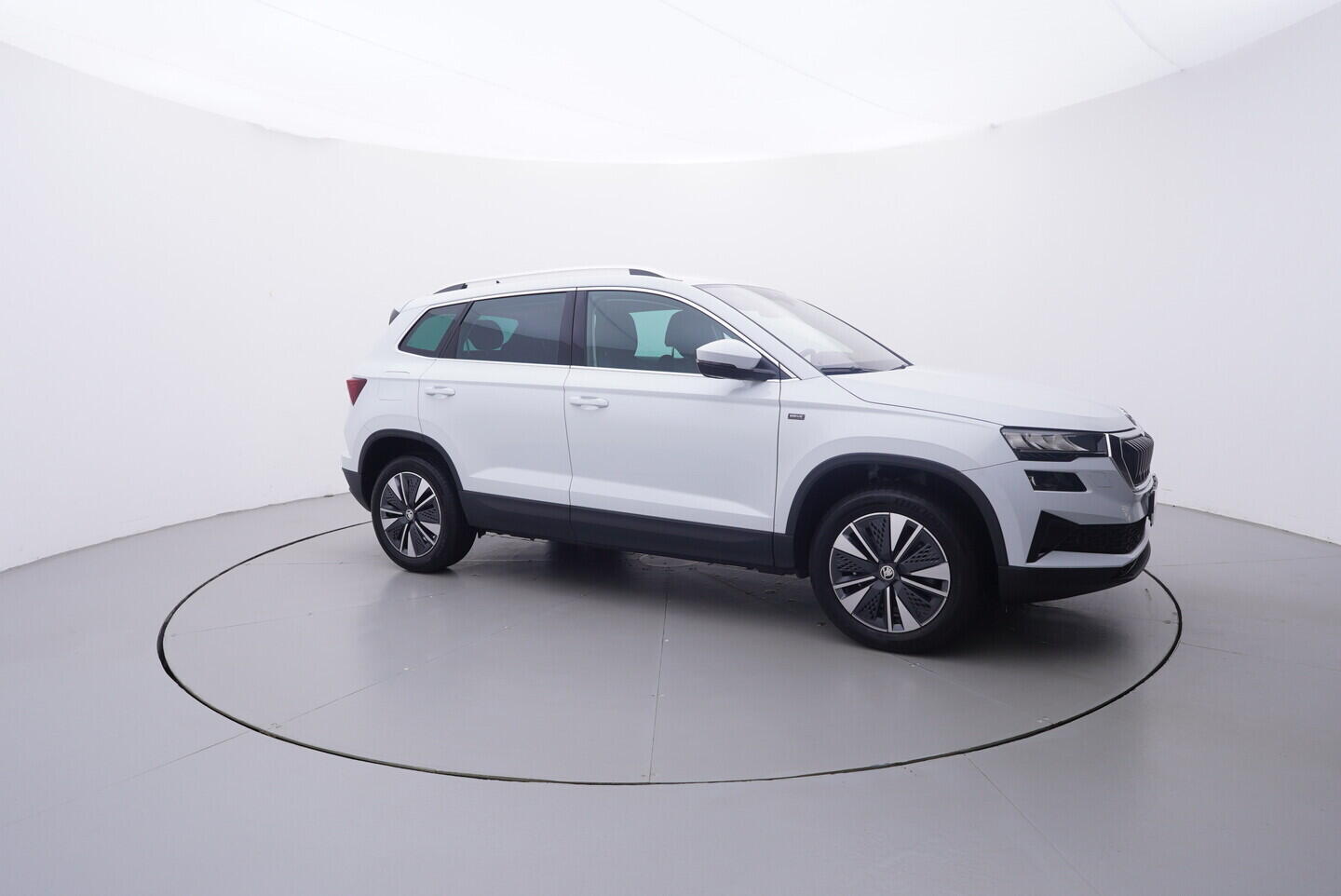 OV190V10783_16.webp_KAROQ Selection 1.5 TSI 110 kW automat, DPH