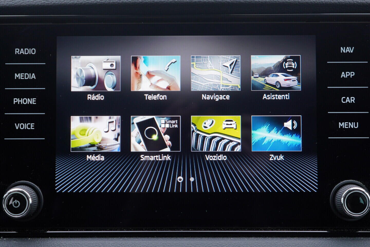 OV190V10783_26.webp_KAROQ Selection 1.5 TSI 110 kW automat, DPH