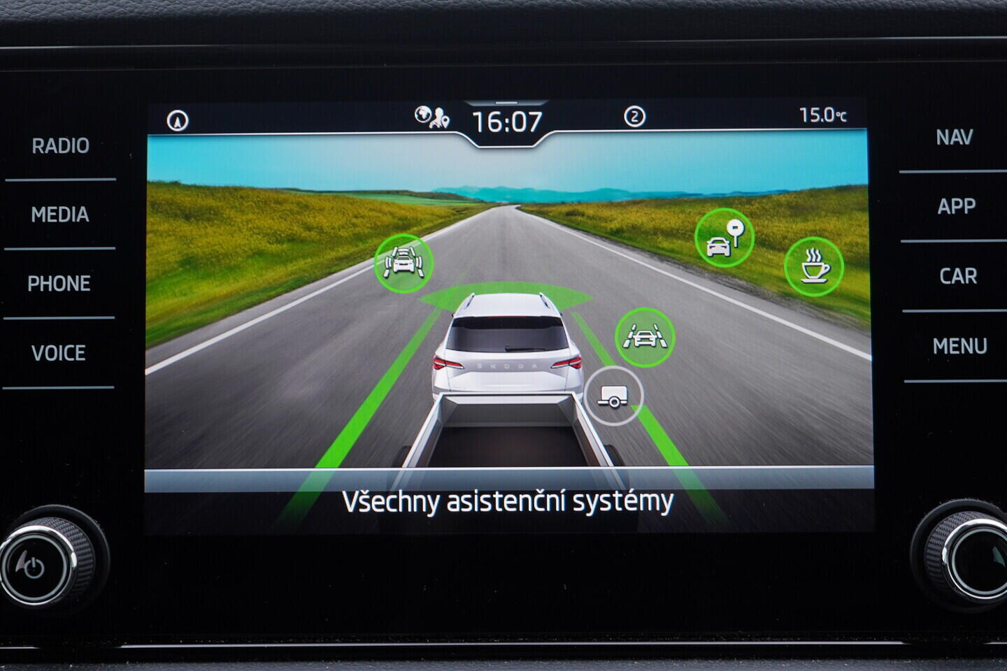 OV190V10783_27.webp_KAROQ Selection 1.5 TSI 110 kW automat, DPH