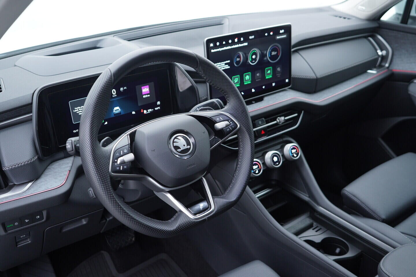 OV190V10784_22.webp_KODIAQ Selection 2.0 TDI 142 kW automat, DPH