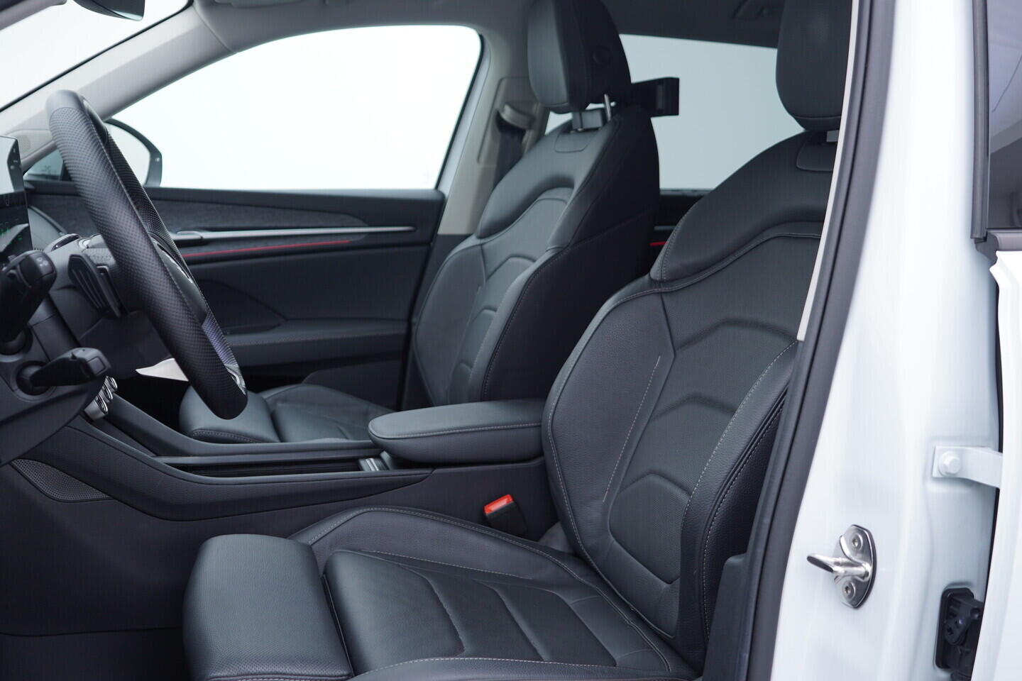 OV190V10784_23.webp_KODIAQ Selection 2.0 TDI 142 kW automat, DPH