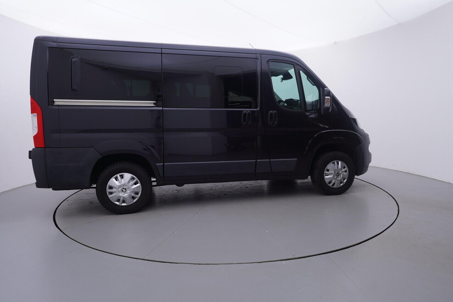 OV190V10785_15.webp_BOXER  2.0 BlueHDi 96 kW manuál