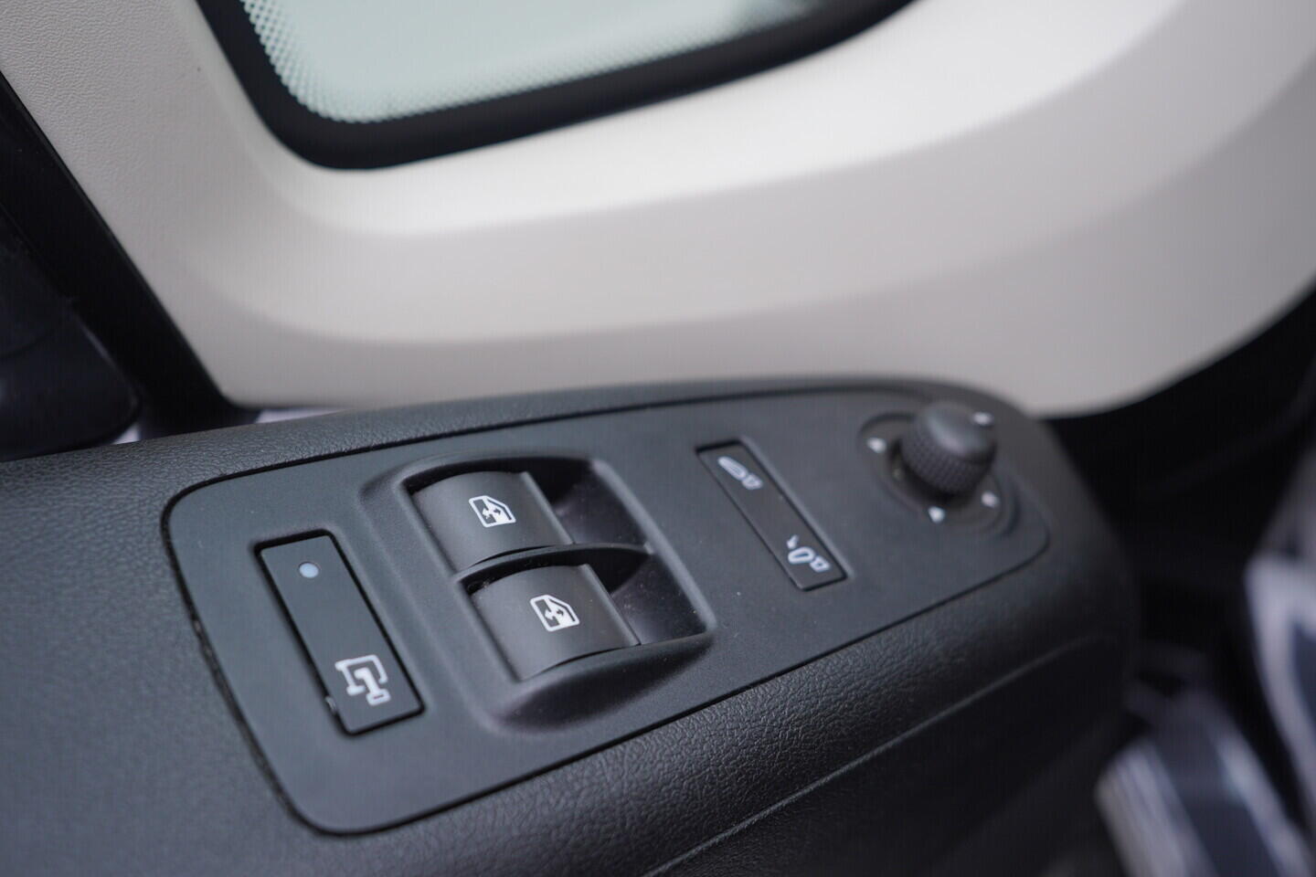 OV190V10785_20.webp_BOXER  2.0 BlueHDi 96 kW manuál