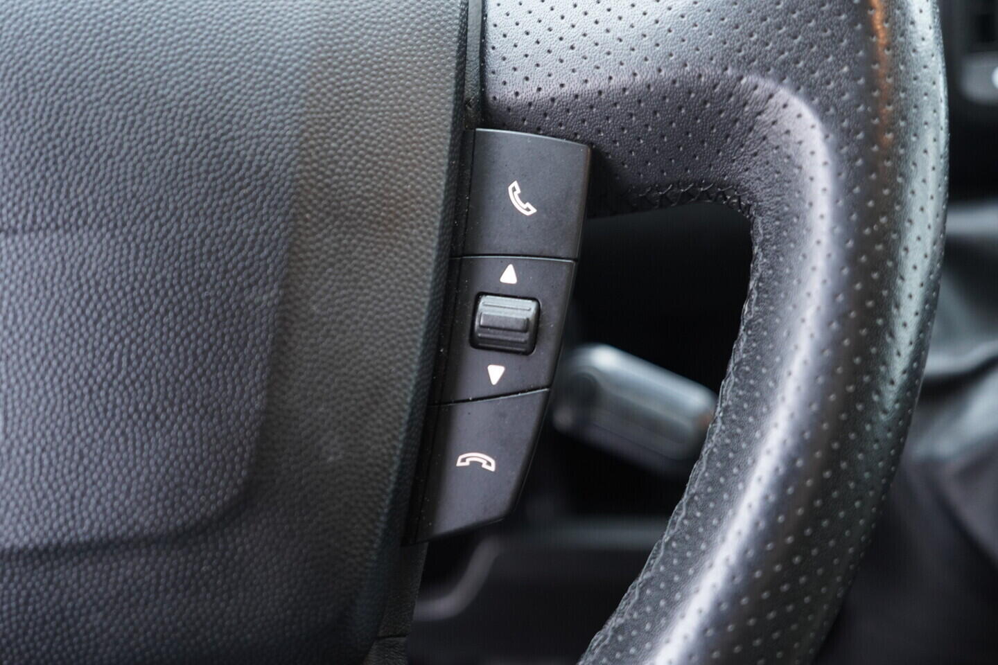 OV190V10785_26.webp_BOXER  2.0 BlueHDi 96 kW manuál