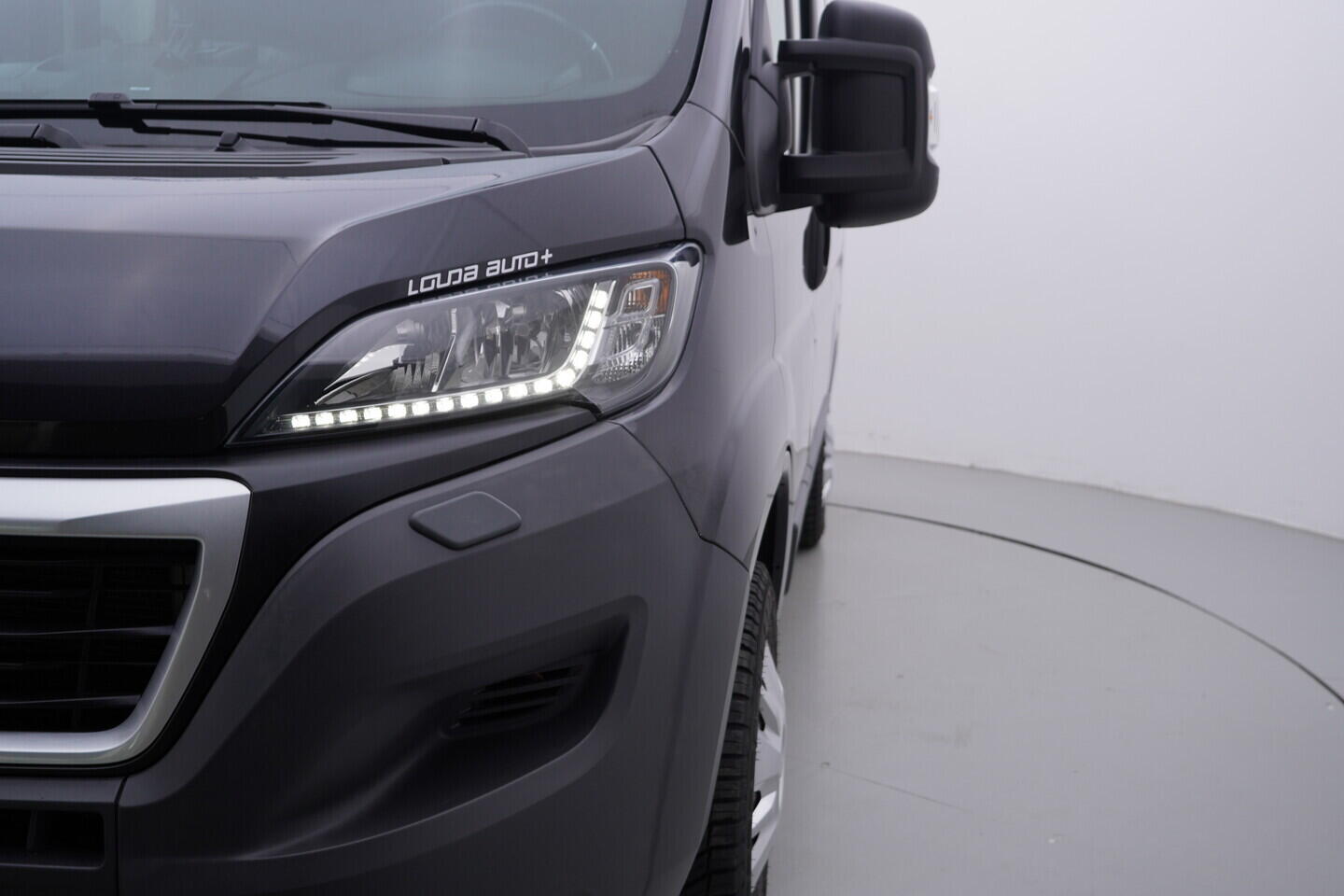 OV190V10785_40.webp_BOXER  2.0 BlueHDi 96 kW manuál