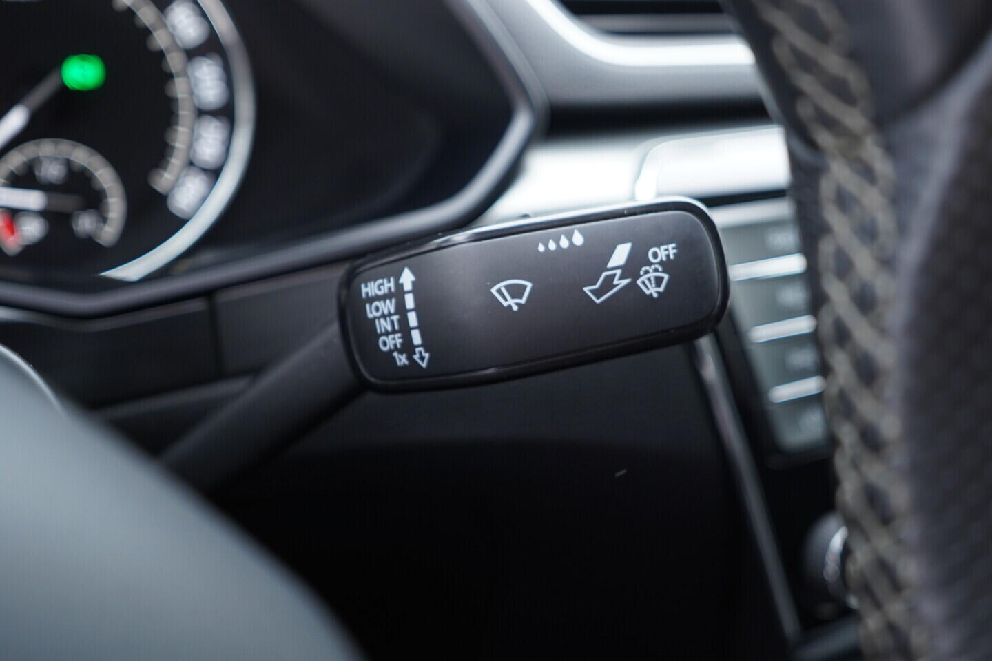 OV190V10787_26.webp_SUPERB Style 2.0 TDI 140 kW automat